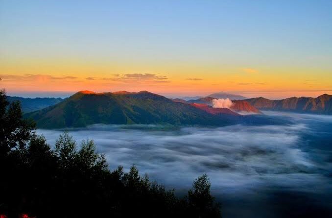 Panorama keindahan puncak B29, negeri diatas awan.